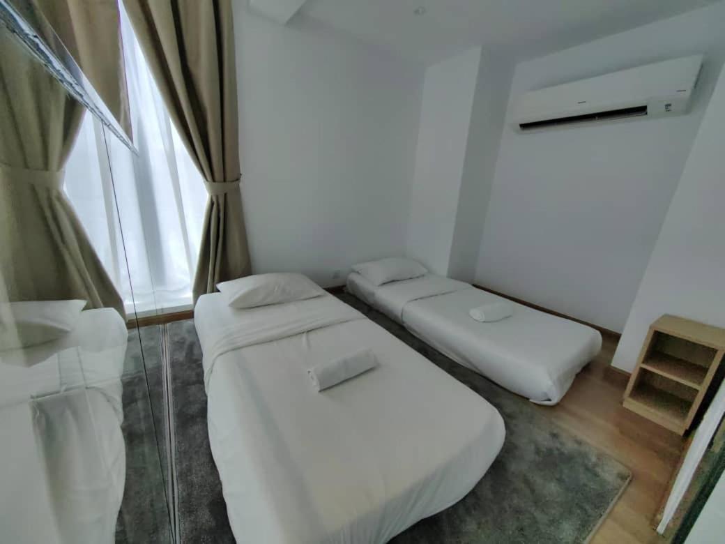 Colony By Infinitum Klcc Apartment Kuala Lumpur Room photo